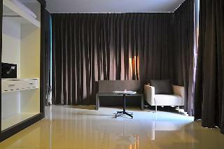 The 93 Hotel