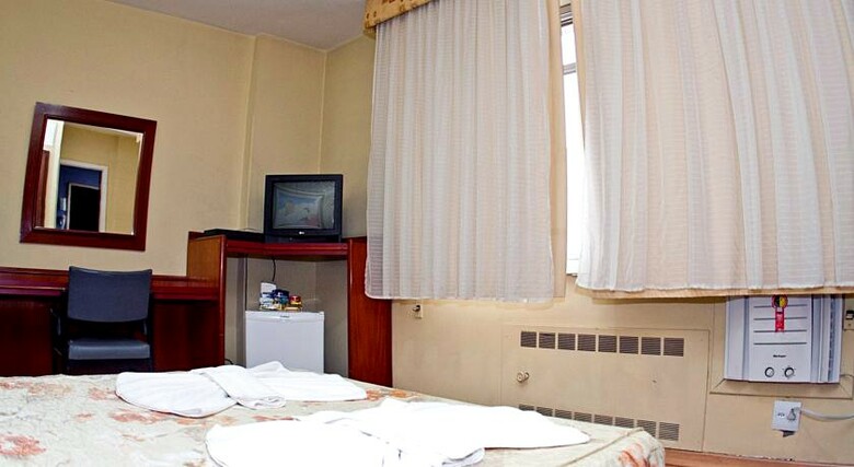 Caravelle Palace Hotel