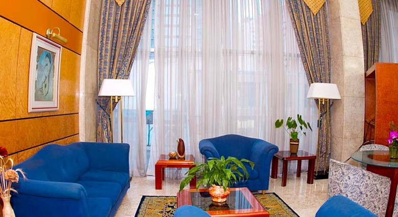 Caravelle Palace Hotel