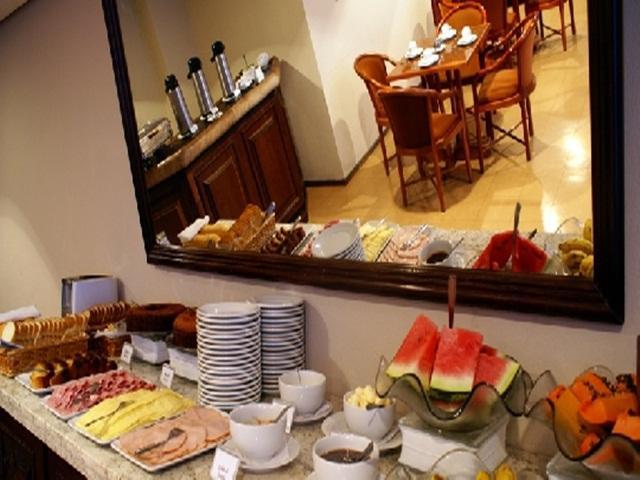 Duque Center Hotel