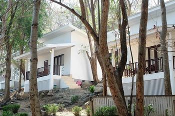 Sangthian Beach Resort