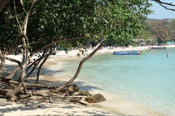 Sangthian Beach Resort