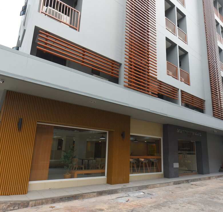 Grand Watergate Hotel
