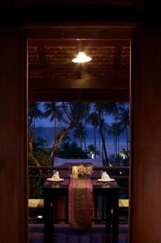 Hotel Phi Phi Island Village Beach Resort