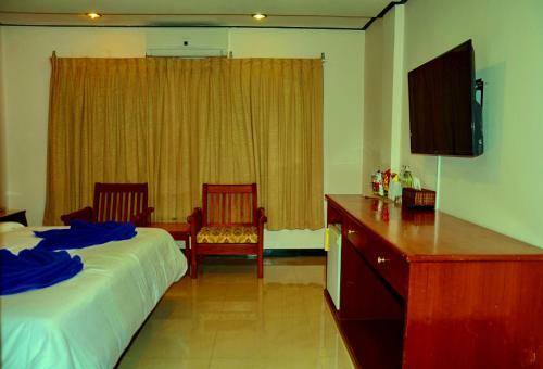Hostal Bangkok Condotel