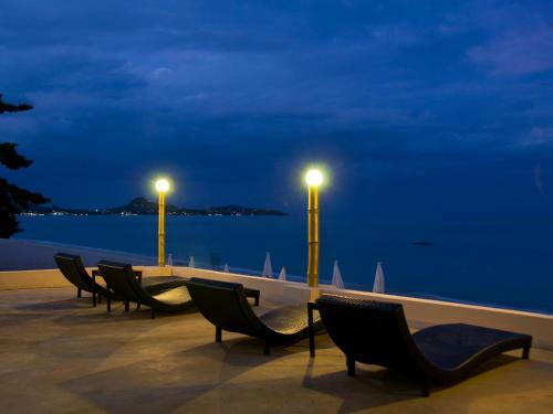 Hotel Samui Beach Resort