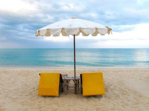 Hotel Samui Beach Resort