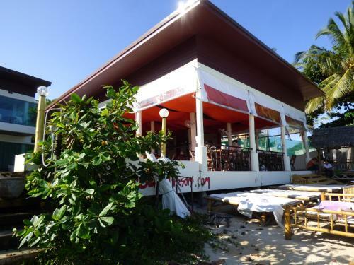 Hotel Samui Beach Resort
