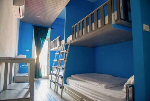 Arom D Hostel