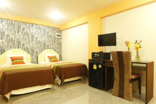 Hostal Banglumpoo Place