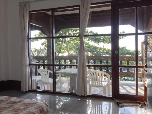 Hotel Plaloma Cliff Resort