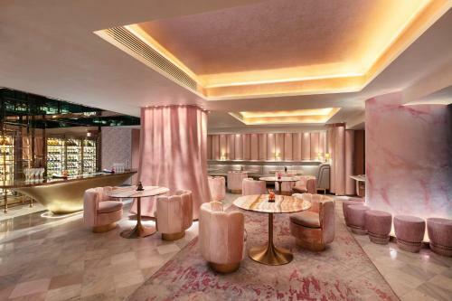Hotel Tower Club At Lebua