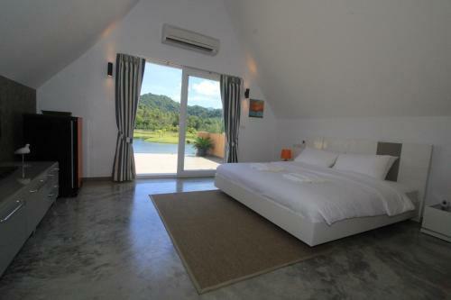 Koh Chang Beach Villas At Siam Royal View