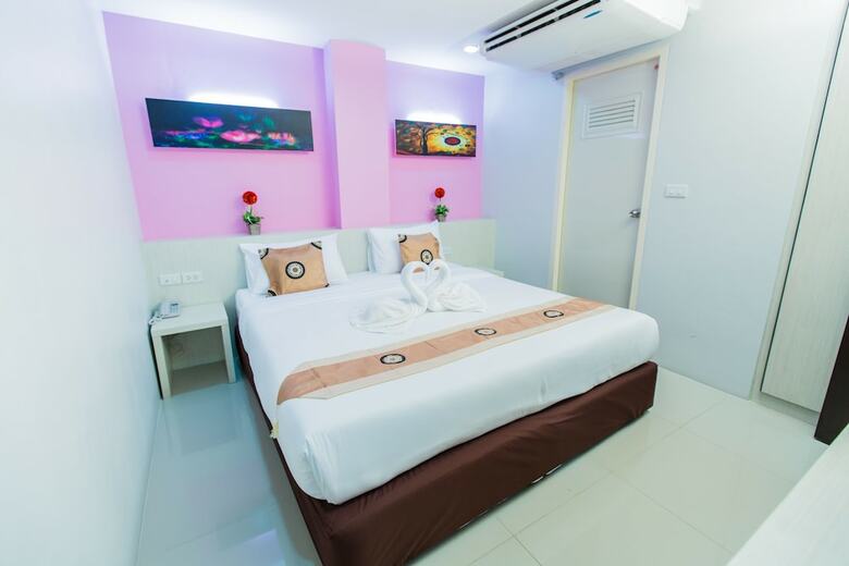 Le Touch� Hotel