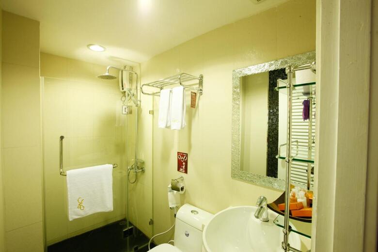 Mirth Sathorn Hotel