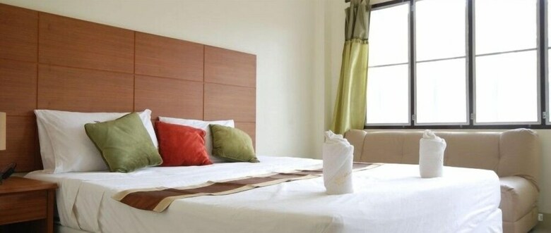 Apartamentos Buathong Place