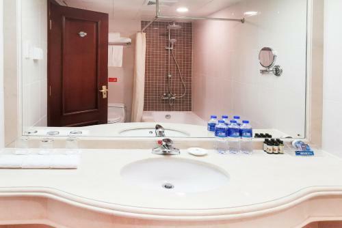 Beijing Asia Pacific Garden Hotel