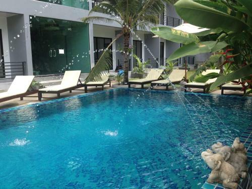 Hotel Baan Phuchalong Bungalow