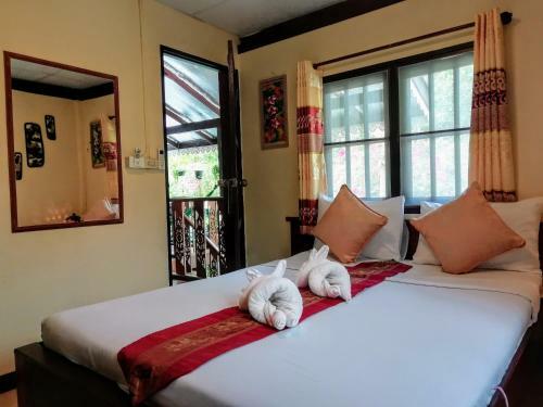 Hostal Macura Resort