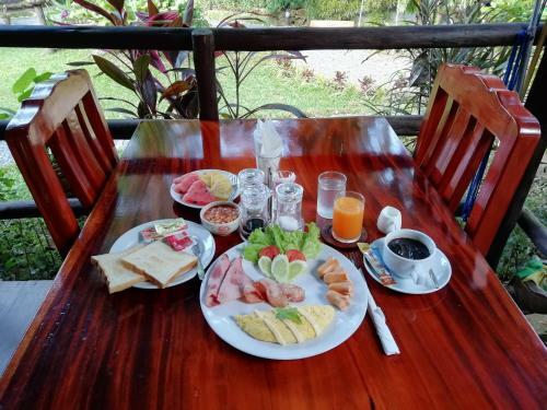 Hostal Macura Resort