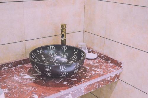 Hostal Fenghuang Ancient City Jiaxing Inn