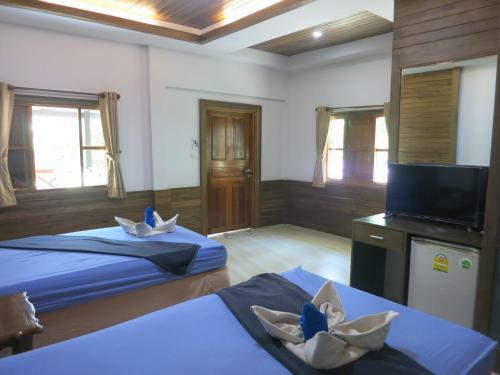 Dewshore Resort
