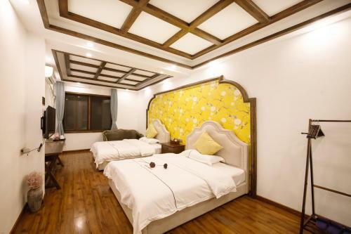 Posada Fenghuang Jianghu Inn