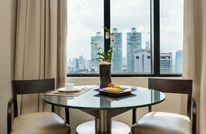 Aparthotel Emporium Suites By Chatrium