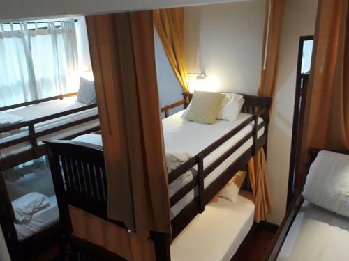 Albergue House23 Hotel
