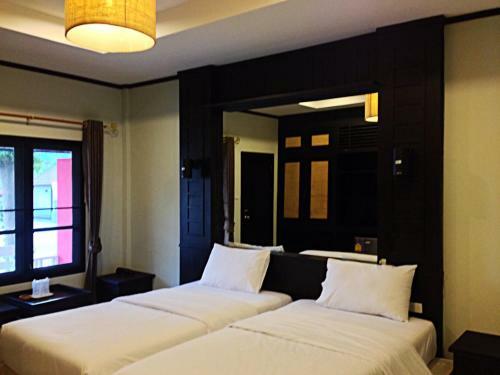 Nice Shot Resort