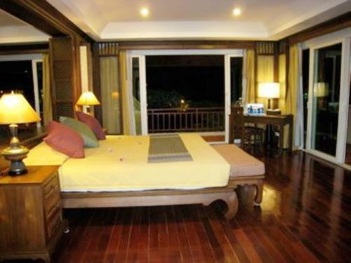 Hotel Avalon Beach Resort