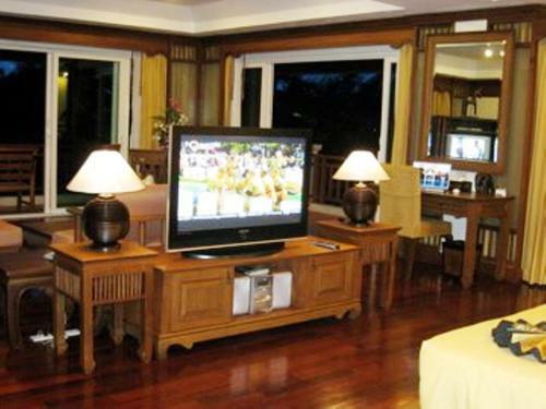 Hotel Avalon Beach Resort