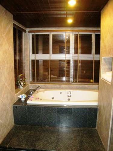 Hotel Avalon Beach Resort