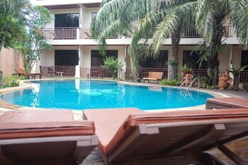 Hotel Thai Pura Resort