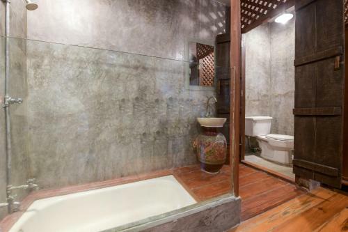 Hotel Deeden Pattaya Resort