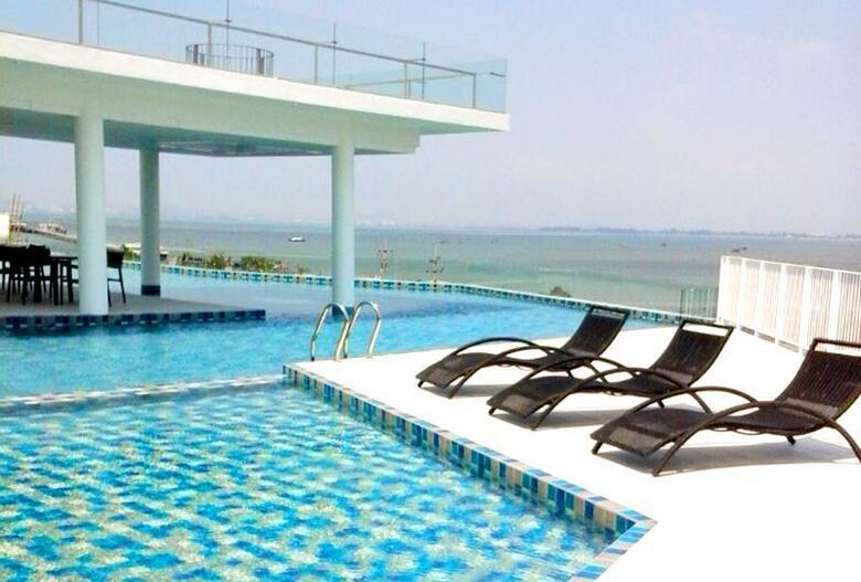 Tsix5 Hotel