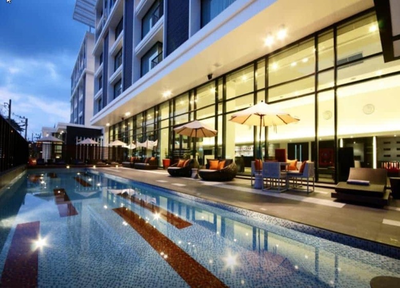 Tsix5 Hotel