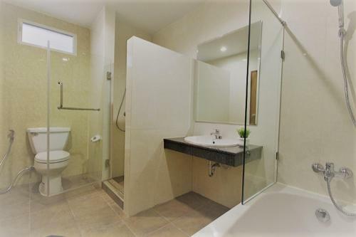 Hotel Paragon Suites Resort