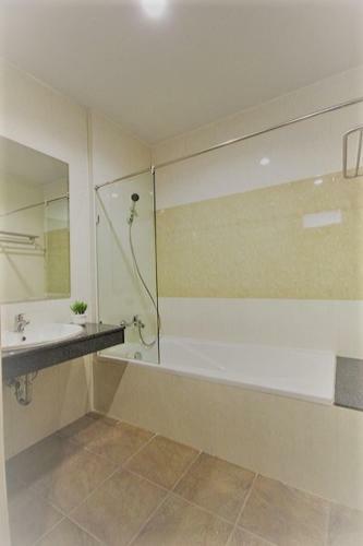 Hotel Paragon Suites Resort