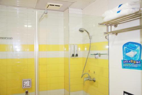 Hotel 7days Inn Zhuhai Xiangzhou Mall