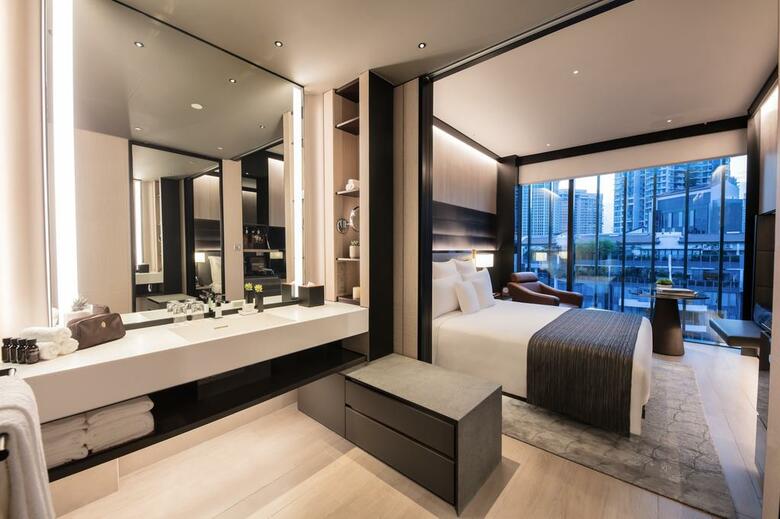 Gallery Hotel