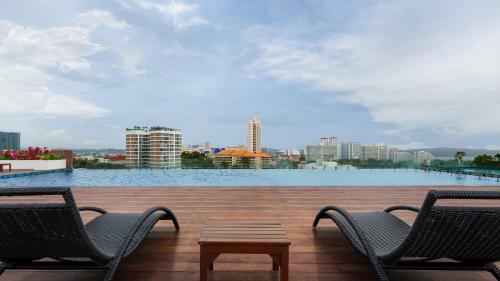 Aiyara Grand Hotel