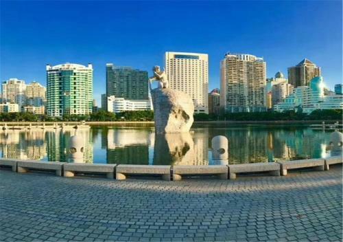 Xiamen Airlines Lakeside Hotel