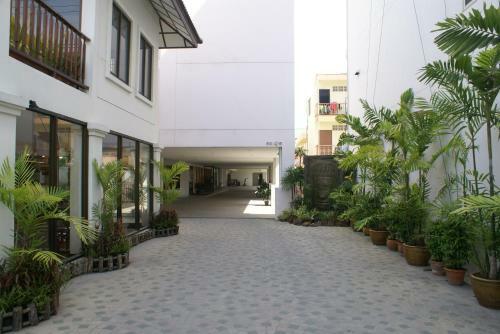 Hotel Diamond City Place