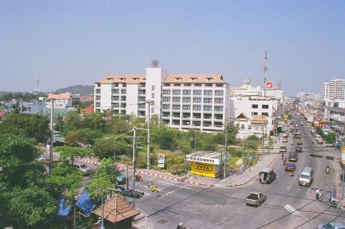 Hotel Diamond City Place
