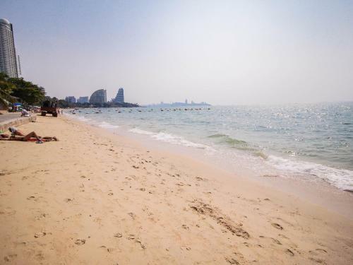 Naklua Pool Villa By Pattaya Sunny Rentals