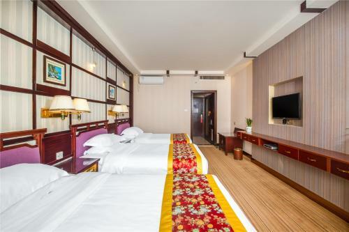 New Century Hotel