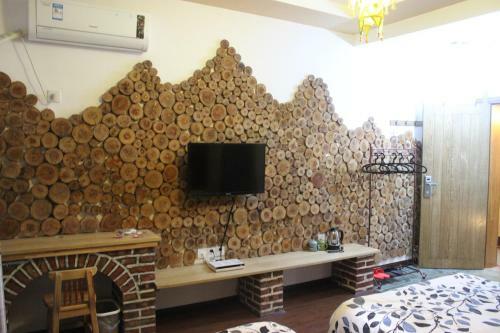 Posada Zhangjiajie April Hostel