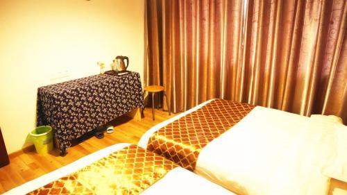 Zhangjiajie Peakcap Backpacker Hostel