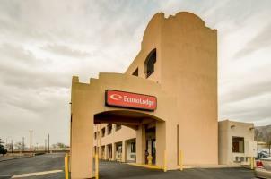 Hotel Econo Lodge East